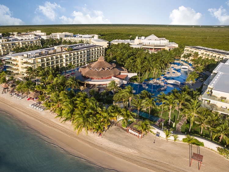 Azul Beach Resort Riviera Cancun beachfront all-inclusive resort with pools and family-friendly accommodations.
